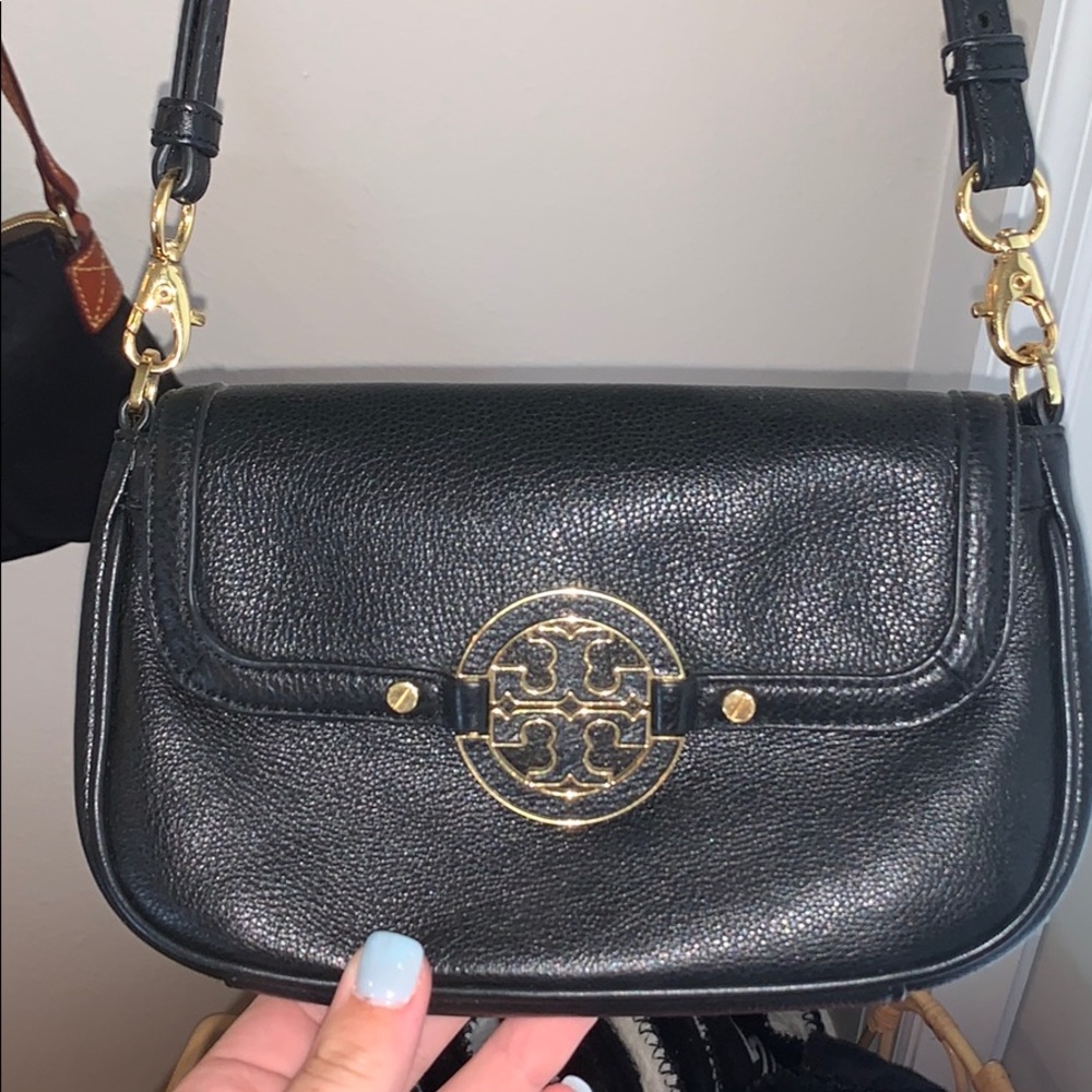 LIGHTLY USED// tory burch crossbody